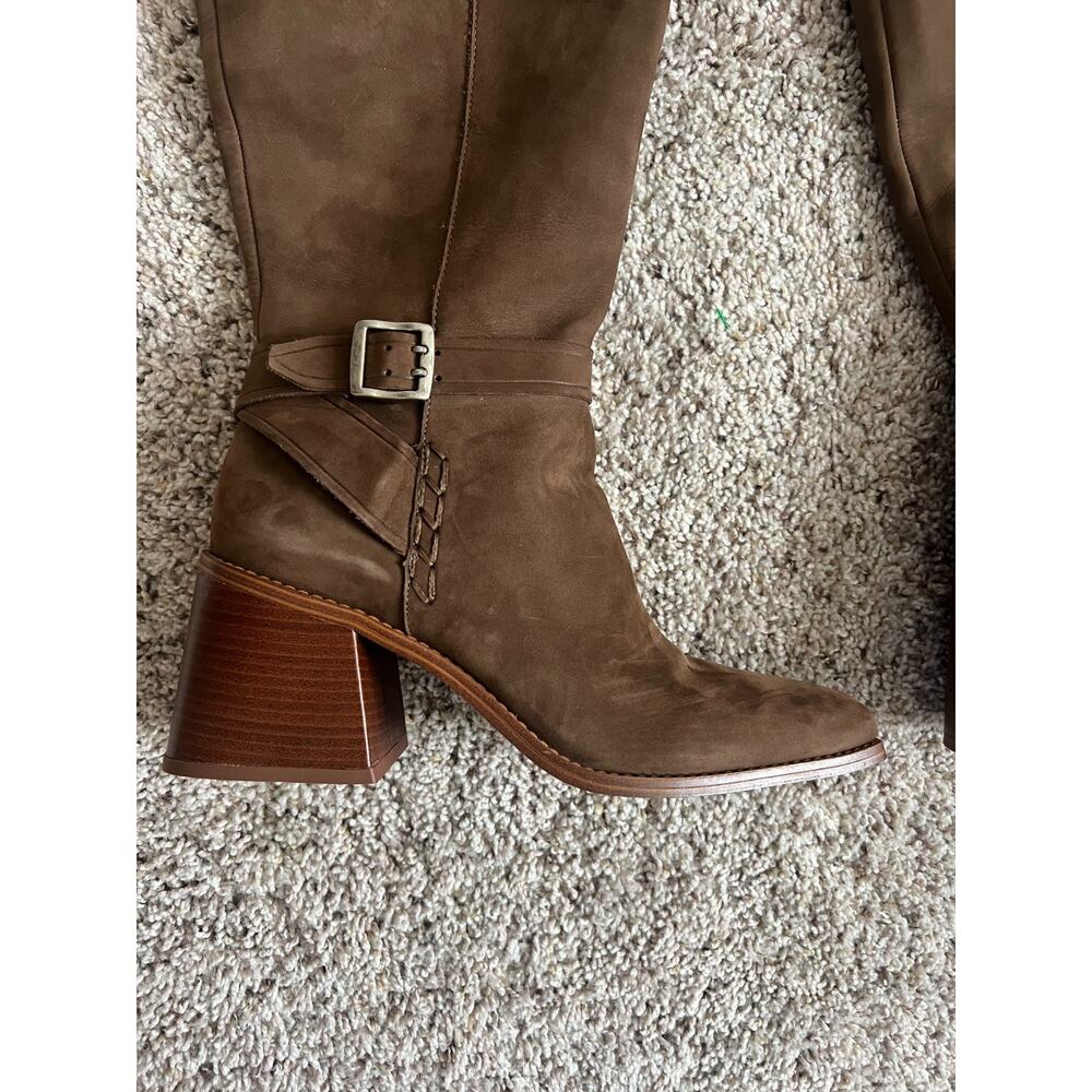 New Vince Camuto Wide Calf Tall Boots Square Toe 9.5 Mink Suede Prep Chunky Heel - Picture 5 of 7